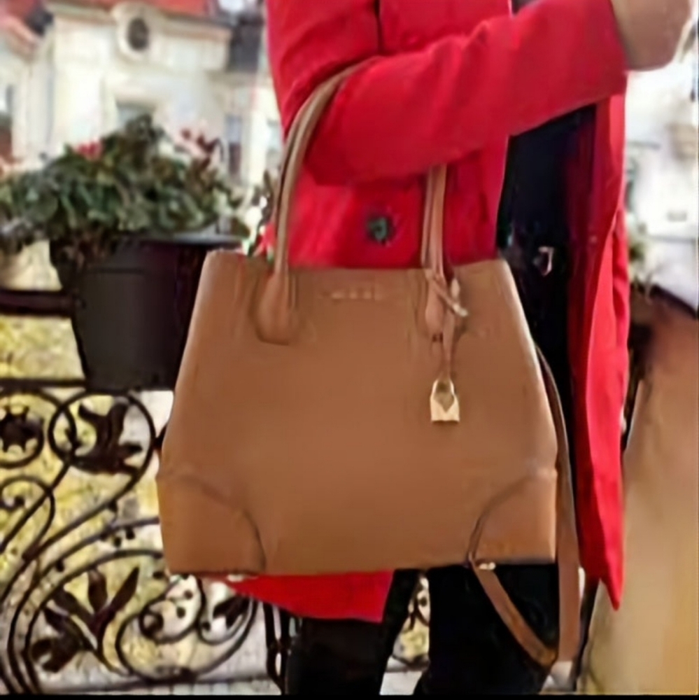 MICHAEL KORS Mercer Gallery Tote - Picture 1 of 7